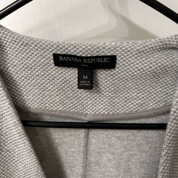 Banana Republic Light Gray Women's Cardigan - Picture 4 of 6